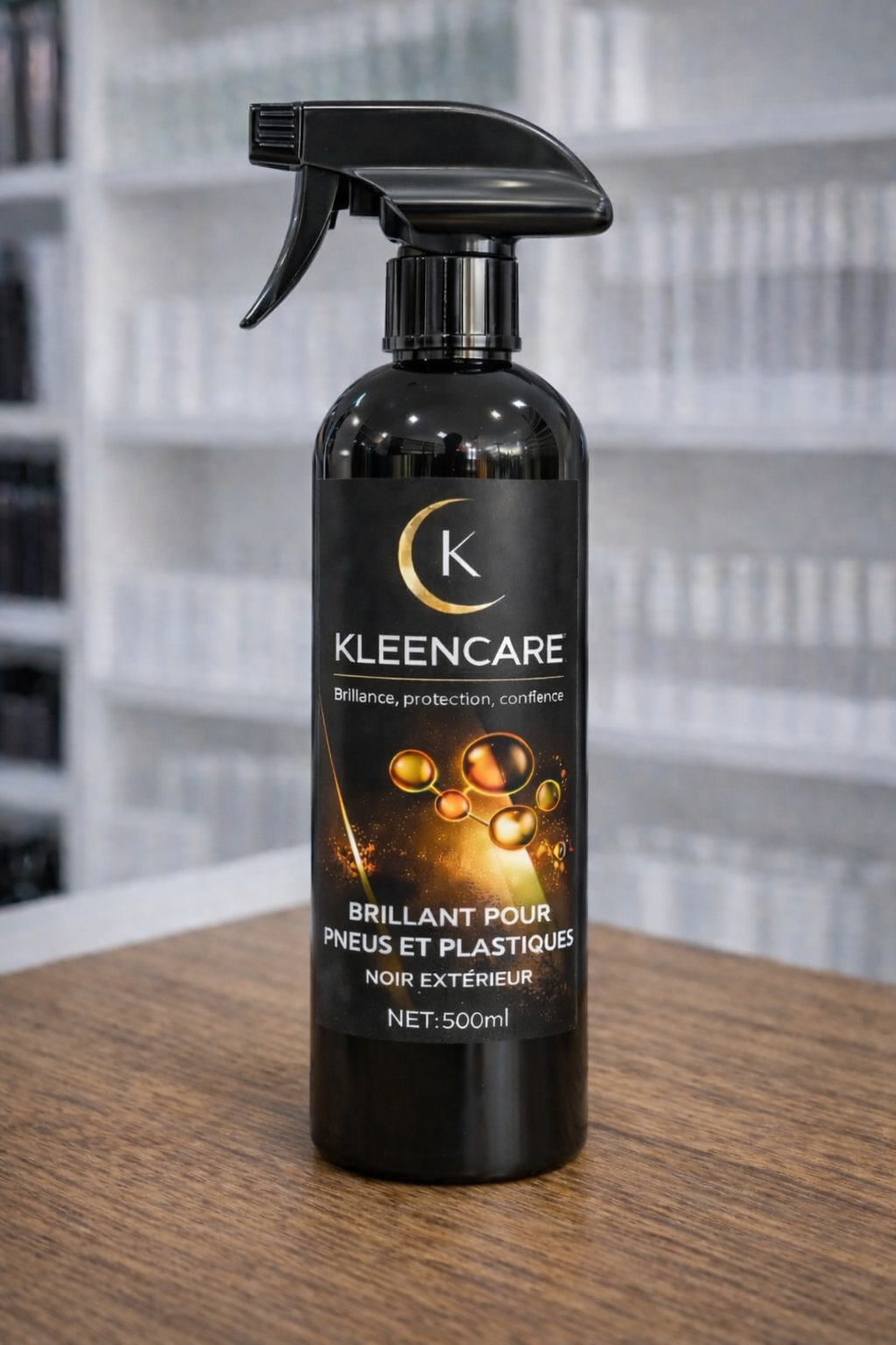 BRILLANT POUR PNEUS ET PLASTIQUES NOIR EXTÉRIEUR